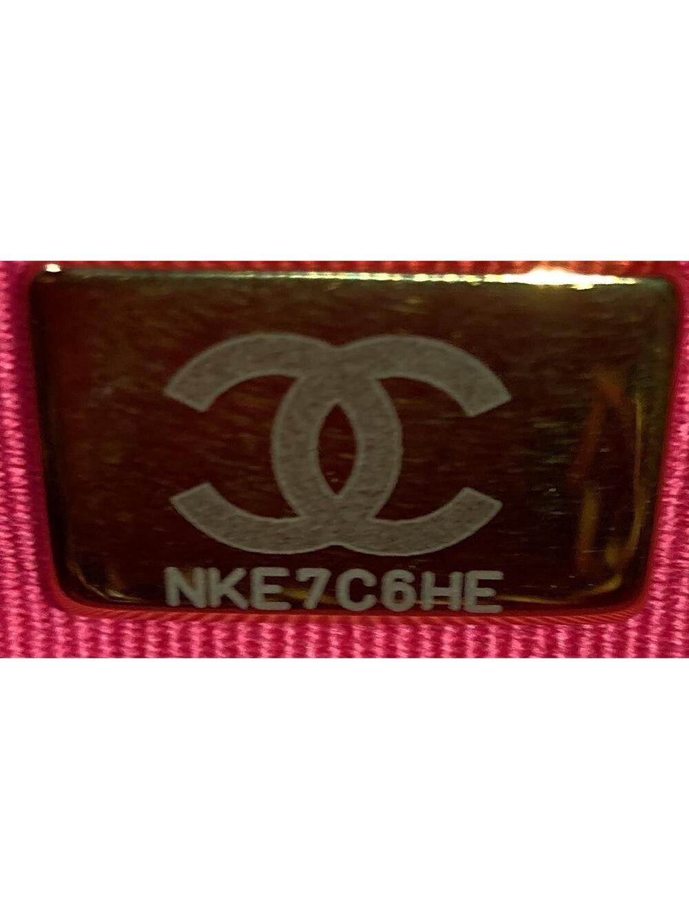 Chanel Chain Bar Vanity Case With #233956C39B - Picture 8 of 8